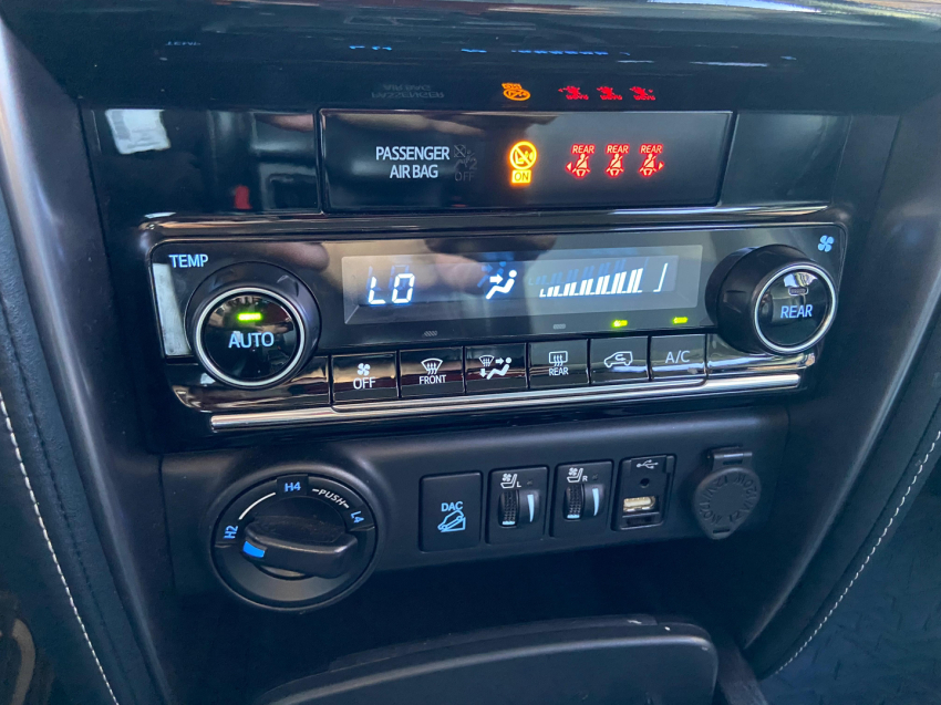 toyota hilux sw4 2.8 d-4d turbo diesel srx 4x4 automatico 4p 202112