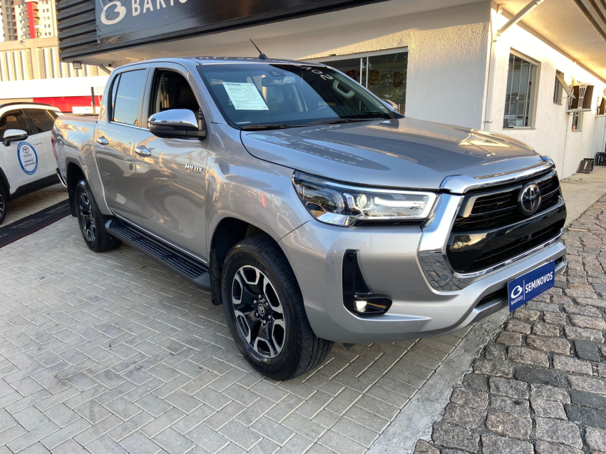 toyota hilux 2.8 d-4d turbo diesel cd srx limited 4x4 automatico 4p 20232