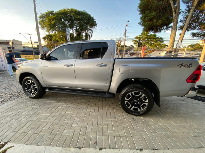 toyota hilux 2.8 d-4d turbo diesel cd srx limited 4x4 automatico 4p 20237