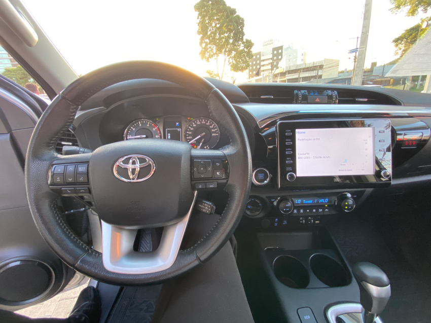 toyota hilux 2.8 d-4d turbo diesel cd srx limited 4x4 automatico 4p 202313