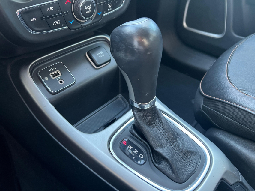 jeep compass 2.0 16v flex longitude automatico 4p 202012