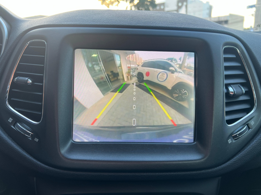 jeep compass 2.0 16v flex longitude automatico 4p 202015