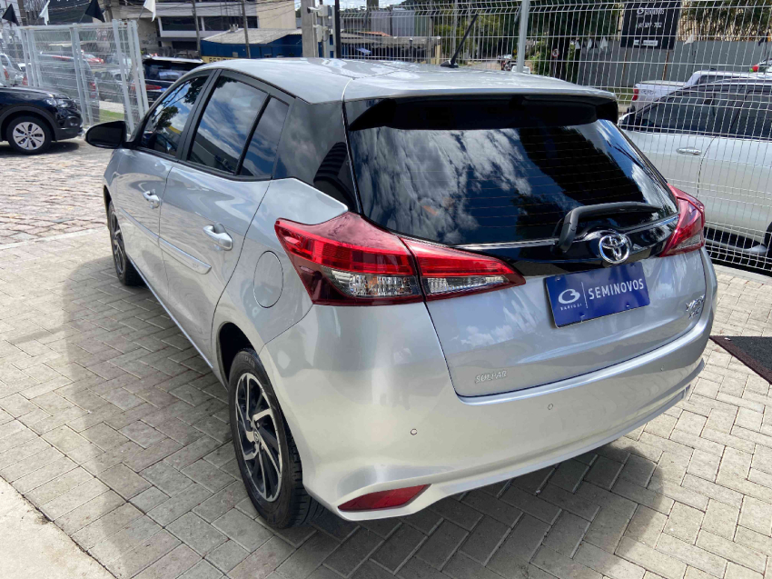 toyota yaris 1.5 16v flex xls multidrive 4p automatico 20246