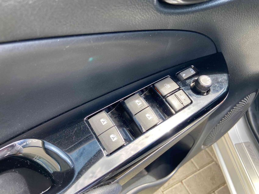 toyota yaris 1.5 16v flex xls multidrive 4p automatico 202410