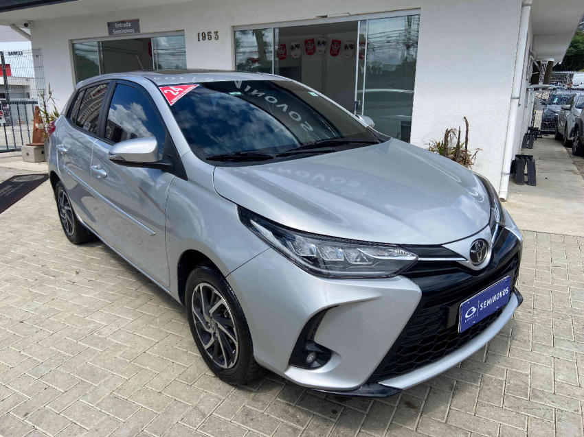 toyota yaris 1.5 16v flex xls multidrive 4p automatico 20242