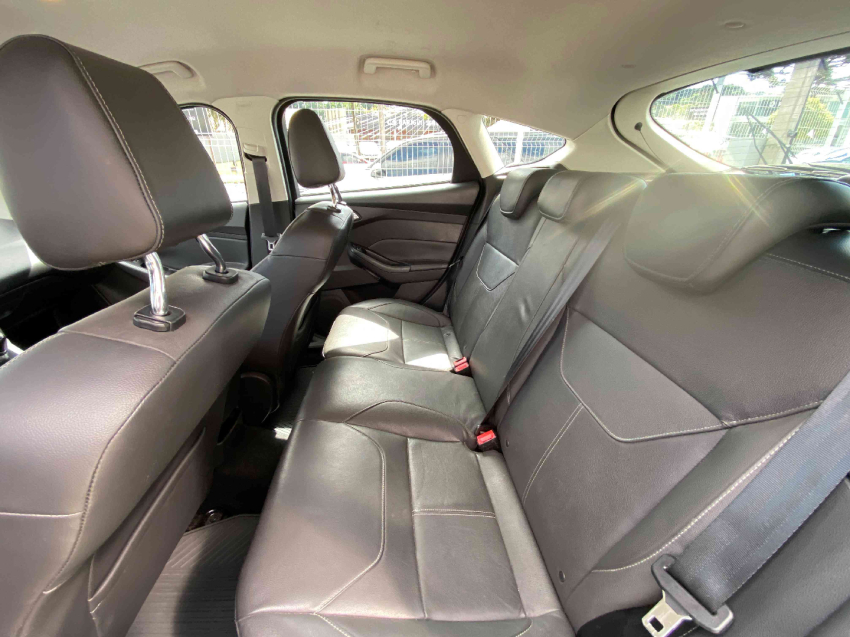 ford focus 1.6 se plus 16v flex 4p manual 201810