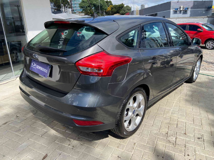 ford focus 1.6 se plus 16v flex 4p manual 20184