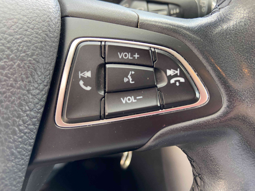 ford focus 1.6 se plus 16v flex 4p manual 201816