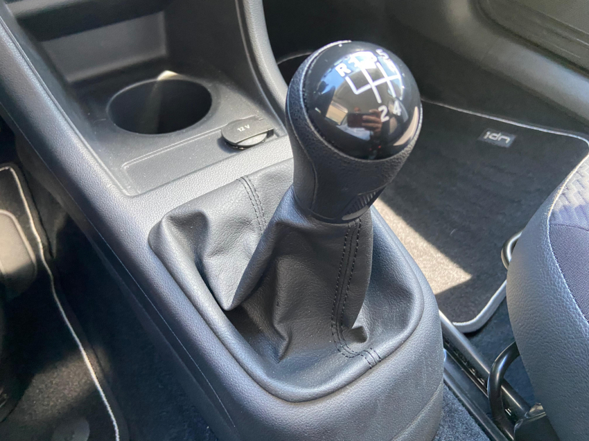 volkswagen up 1.0 tsi move 12v flex 4p manual 201910