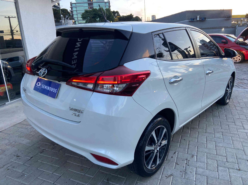 toyota yaris 1.5 16v flex xls multidrive 4p automatico 20194