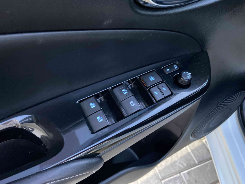 toyota yaris 1.5 16v flex xls multidrive 4p automatico 201912