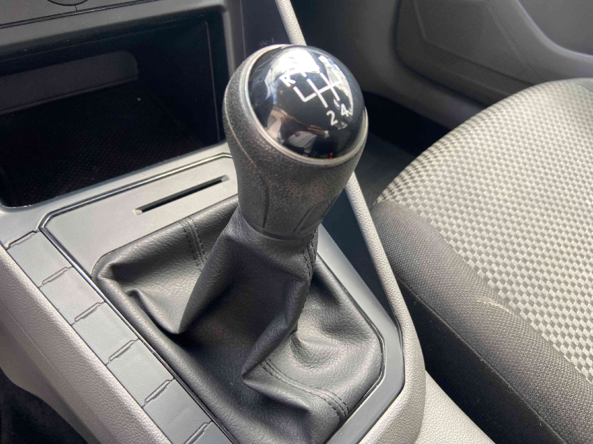 volkswagen virtus 1.6 msi total flex manual 4p 201811