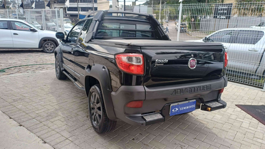 fiat strada 1.8 mpi adventure ce 16v flex 2p manual 4p 20185