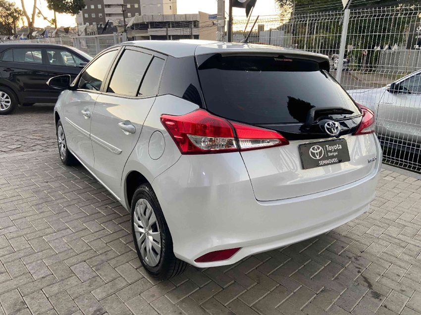 toyota yaris 1.5 16v flex xl multidrive 4p automatico 20236