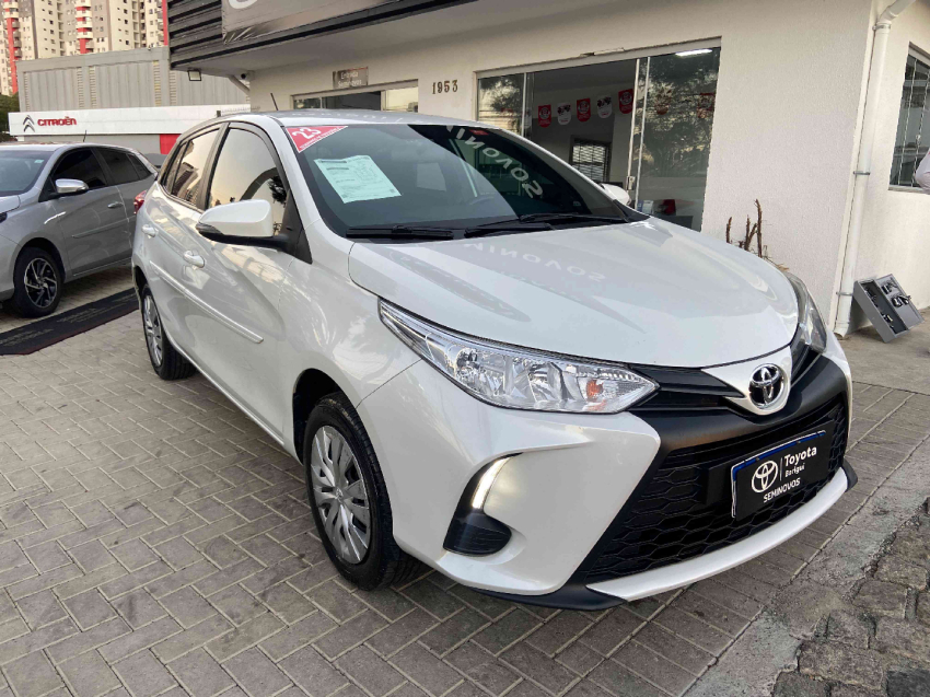 toyota yaris 1.5 16v flex xl multidrive 4p automatico 20232