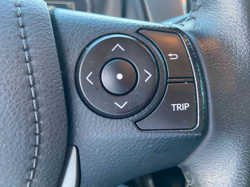 toyota yaris 1.5 16v flex sedan xs multidrive 4p automatico 202516