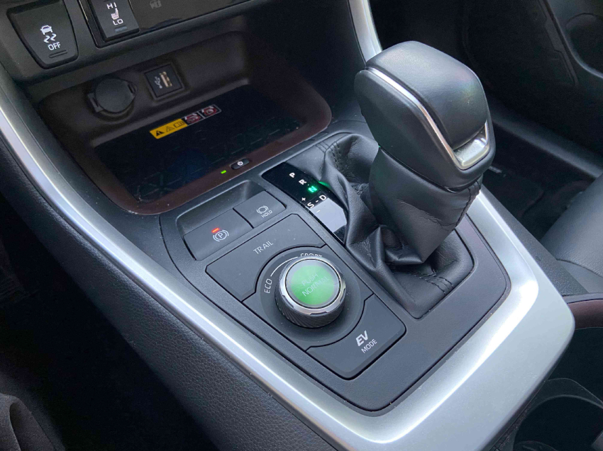 toyota rav4 2.5 vvt-ie hybrid sx connect awd cvt hibrido 4p automatico 202413