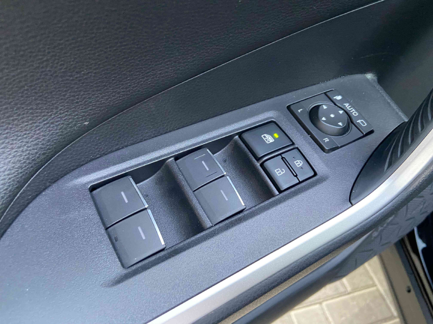 toyota rav4 2.5 vvt-ie hybrid sx connect awd cvt hibrido 4p automatico 202410