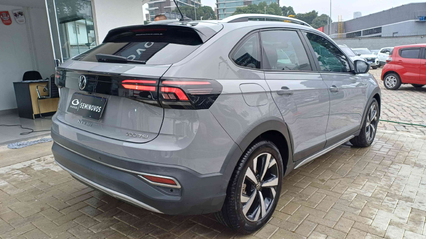volkswagen nivus 1.0 200 tsi total flex highline automatico 4p 20214
