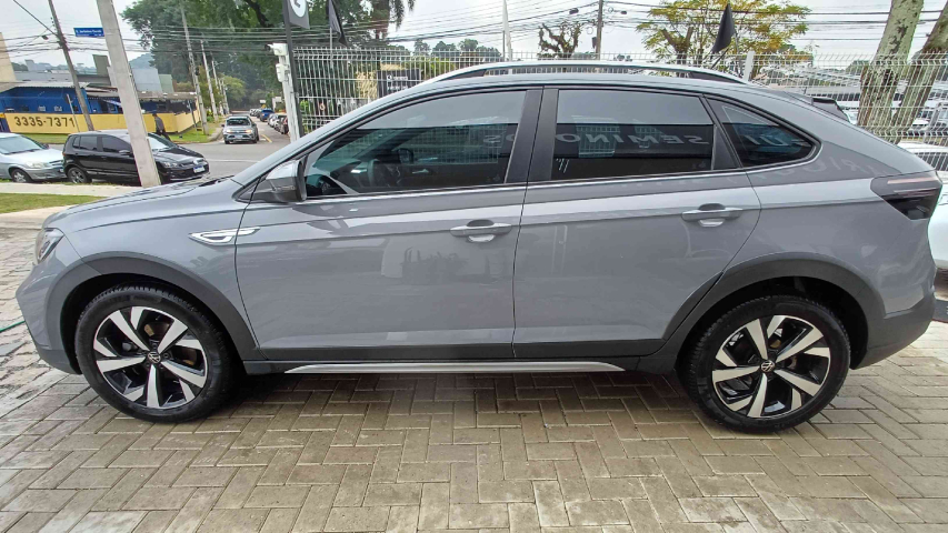 volkswagen nivus 1.0 200 tsi total flex highline automatico 4p 20217