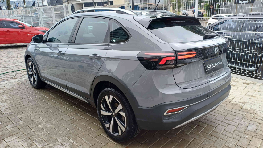 volkswagen nivus 1.0 200 tsi total flex highline automatico 4p 20216