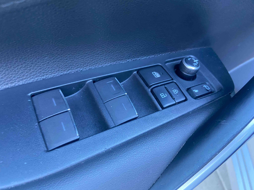 toyota corolla 1.8 vvt-i hybrid flex altis cvt 4p automatico 202111