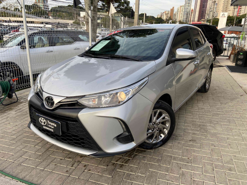 toyota yaris 1.5 16v flex xs connect multidrive 4p automatico 2023