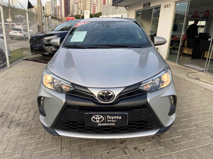 toyota yaris 1.5 16v flex xs connect multidrive 4p automatico 20231