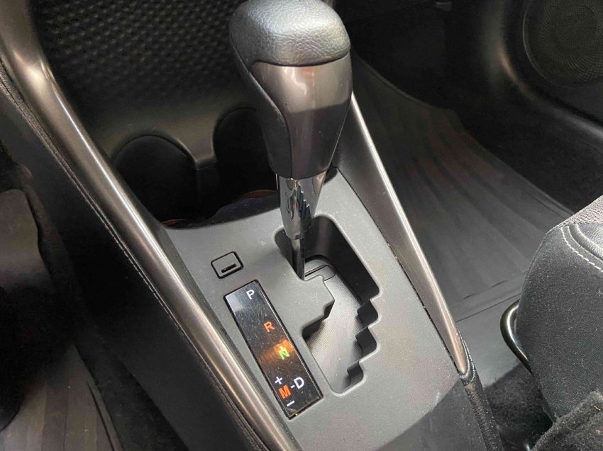 toyota yaris 1.5 16v flex xs connect multidrive 4p automatico 202312