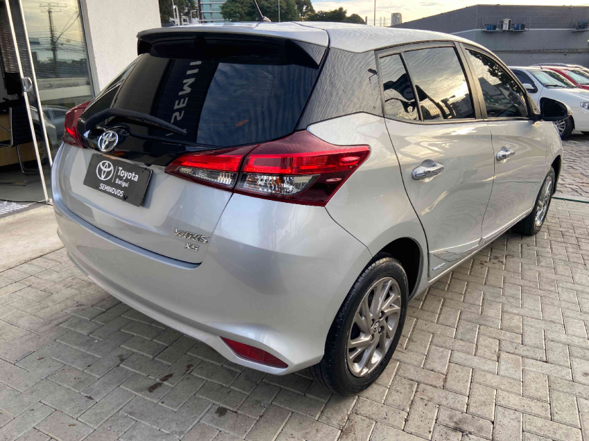 toyota yaris 1.5 16v flex xs connect multidrive 4p automatico 20234