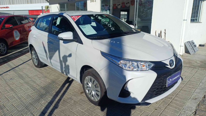 toyota yaris 1.5 16v flex xl multidrive 4p automatico 20232