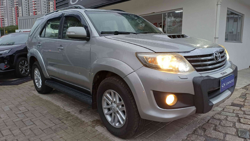 toyota hilux 3.0 srv 4x4 cd 16v turbo intercooler diesel 4p automatico 20152