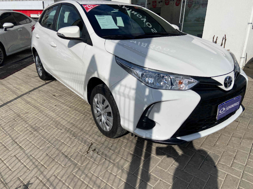 toyota yaris 1.5 16v flex xl multidrive 4p automatico 20232