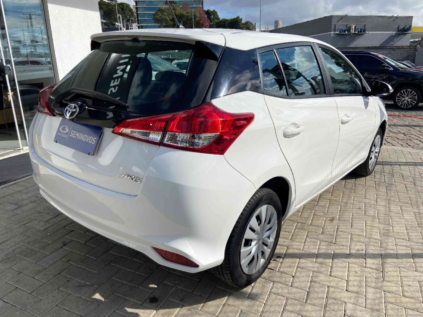 toyota yaris 1.5 16v flex xl multidrive 4p automatico 20234