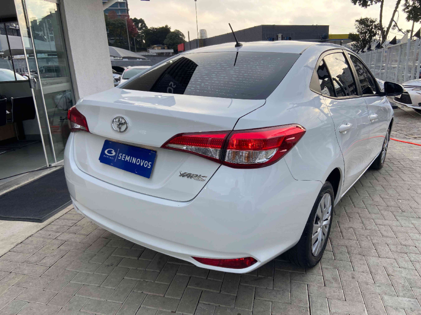 toyota yaris 1.5 16v flex sedan xl multidrive 4p automatico 20244