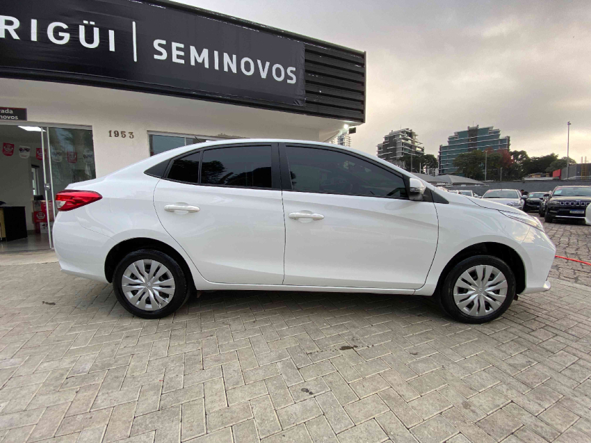 toyota yaris 1.5 16v flex sedan xl multidrive 4p automatico 20243