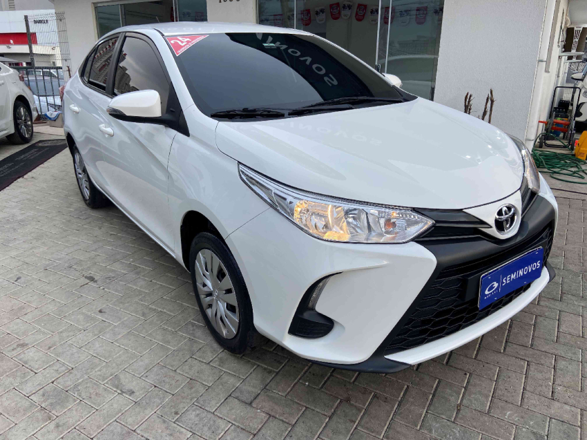 toyota yaris 1.5 16v flex sedan xl multidrive 4p automatico 20242