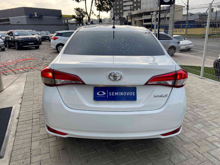 toyota yaris 1.5 16v flex sedan xl multidrive 4p automatico 20245