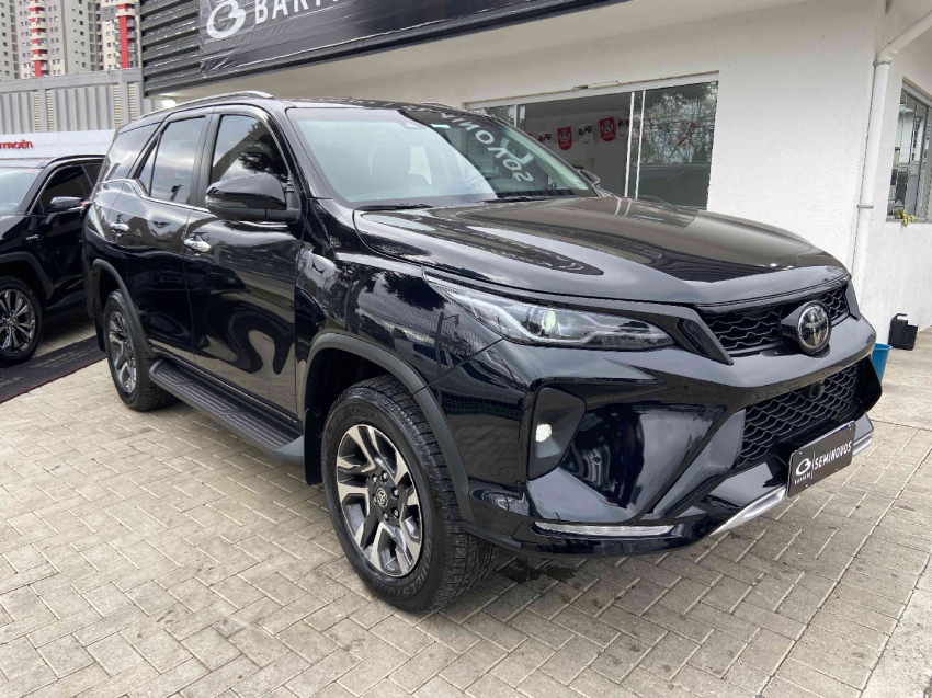 toyota hilux sw4 2.8 d-4d turbo diesel srx platinum 7l 4x4 automatico 4p 20242