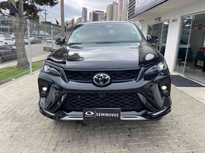 toyota hilux sw4 2.8 d-4d turbo diesel srx platinum 7l 4x4 automatico 4p 20241