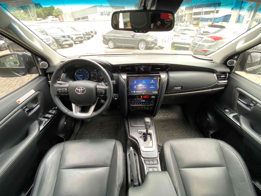 toyota hilux sw4 2.8 d-4d turbo diesel srx platinum 7l 4x4 automatico 4p 20249