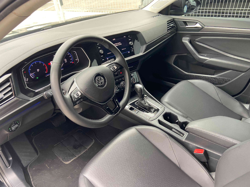 volkswagen jetta 1.4 250 tsi total flex comfortline tiptronic 4p automatico 202010