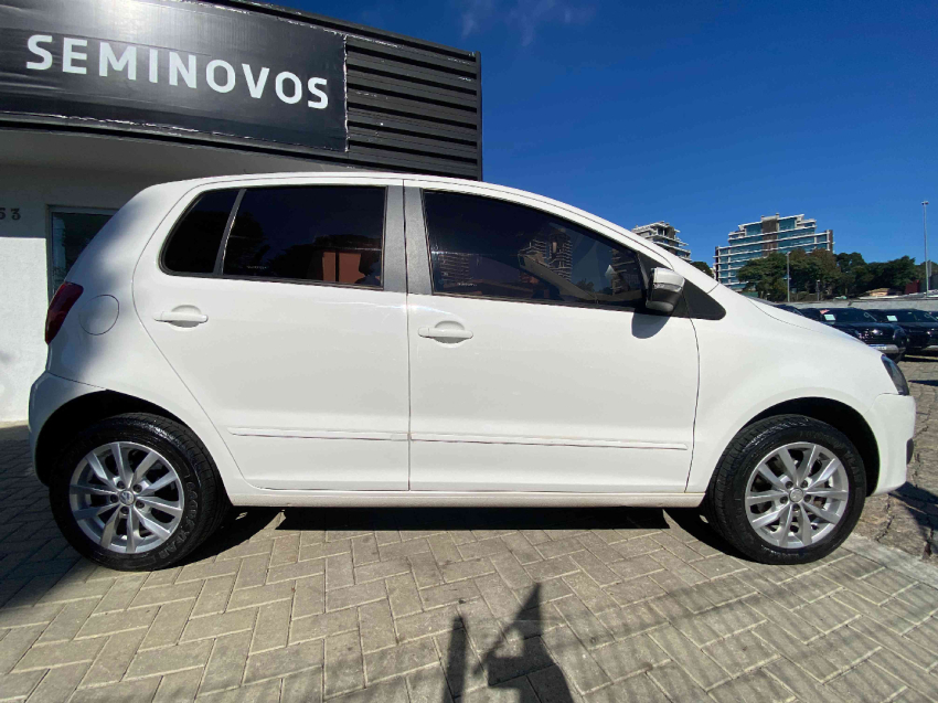 volkswagen fox 1.6 mi 8v flex 4p manual 20143