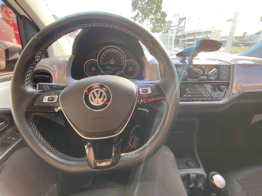 volkswagen cross up 1.0 tsi 12v flex 4p manual 201815