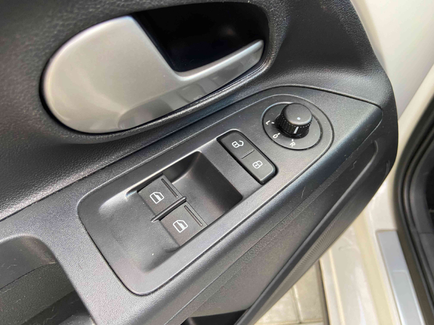 volkswagen cross up 1.0 tsi 12v flex 4p manual 201811