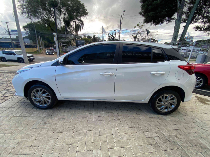 toyota yaris 1.5 16v flex xs multidrive 4p automatico 20247