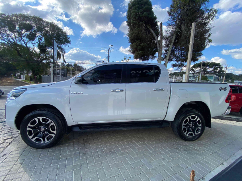 toyota hilux 2.8 d-4d turbo diesel cd srx 4x4 automatico 4p 20247