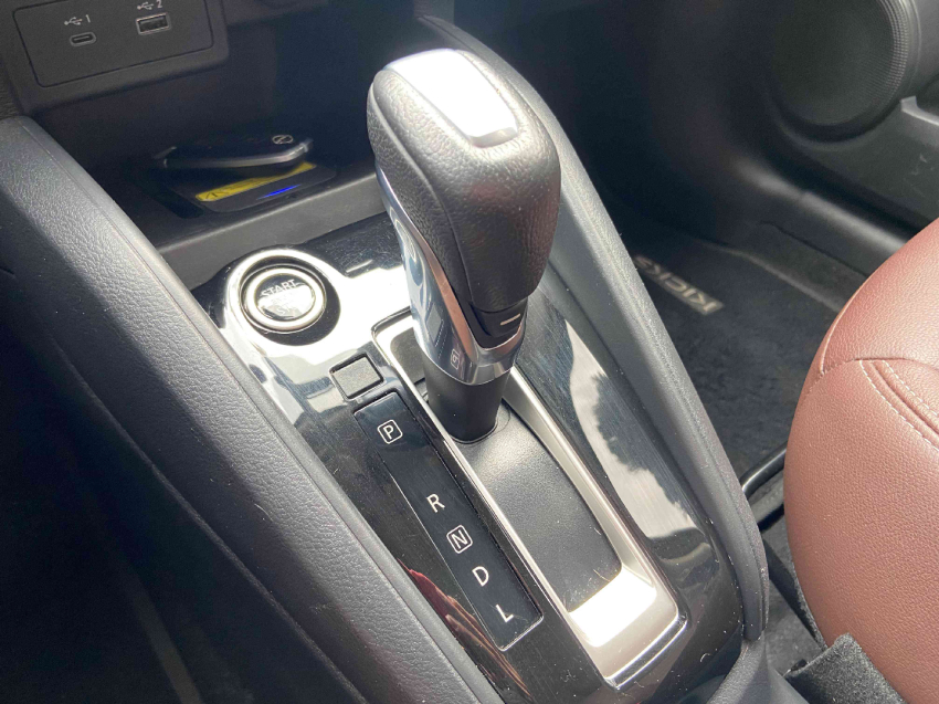 nissan kicks 1.6 16v flexstart exclusive xtronic flex 4p automatico 202412
