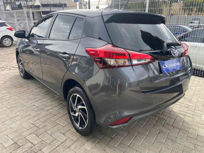 toyota yaris 1.5 16v flex xls multidrive 4p automatico 20256