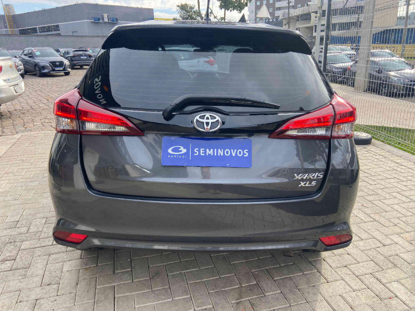 toyota yaris 1.5 16v flex xls multidrive 4p automatico 20255